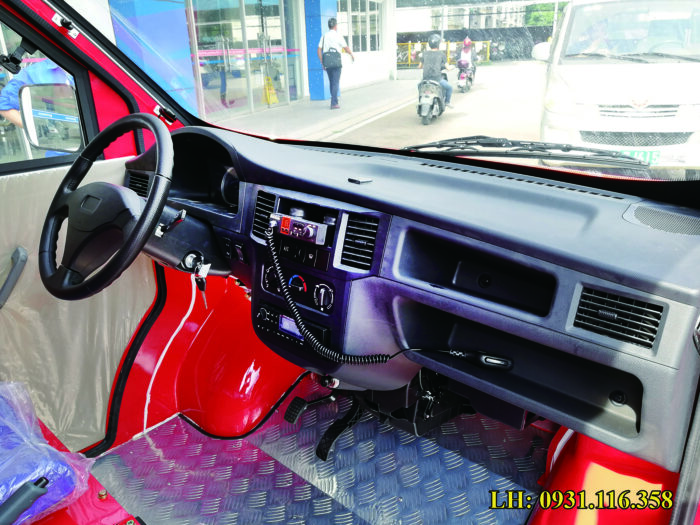 nội thất của xe chữa cháy, xe cứu hoả chạy điện